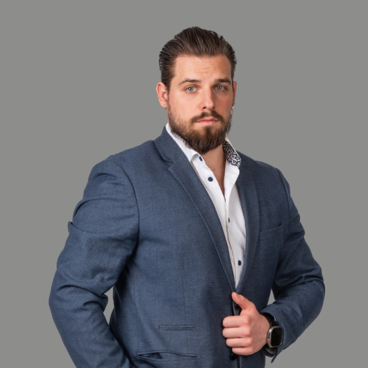 Dr. Horváth Erik