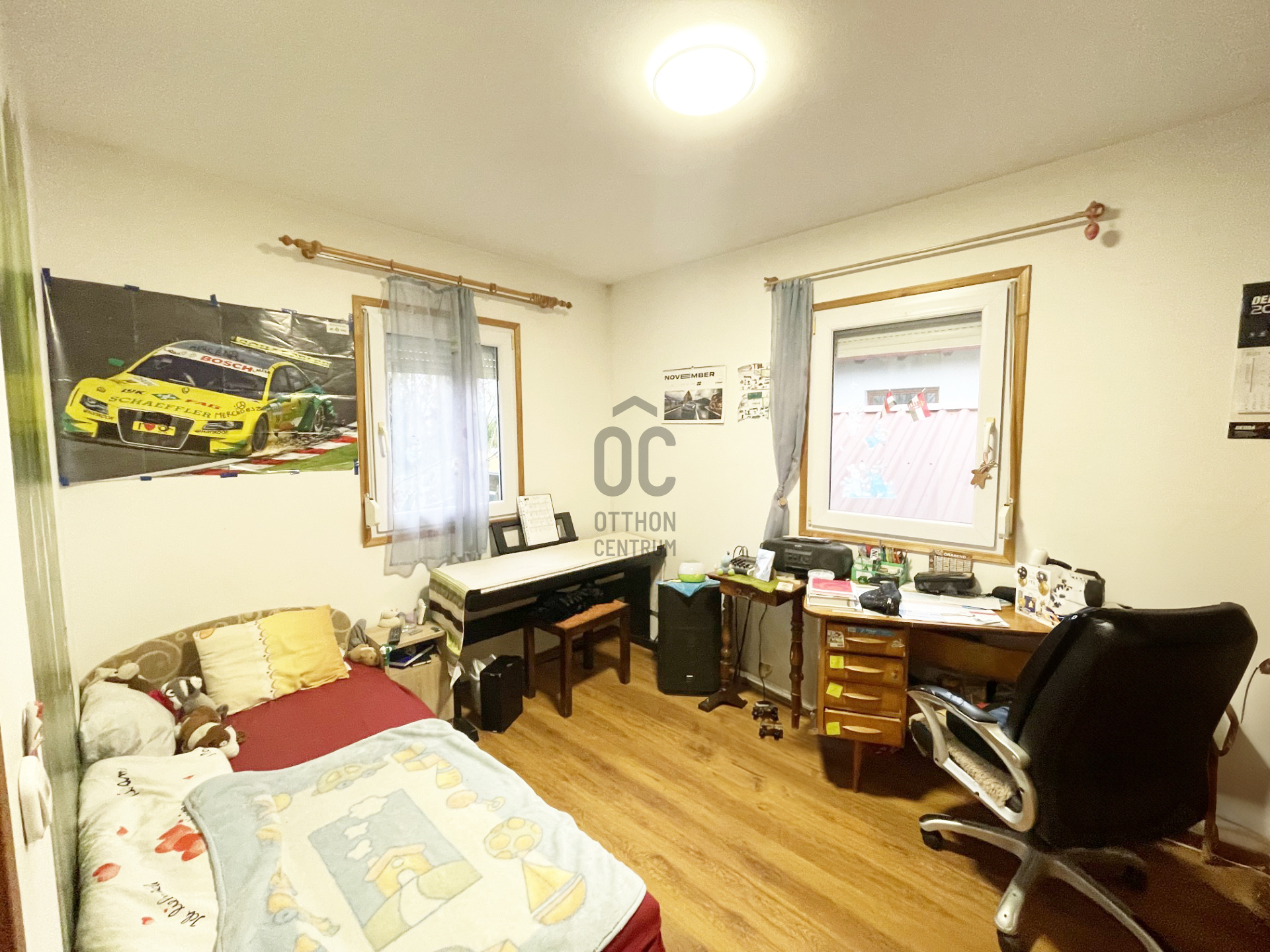 Gallery zoom image