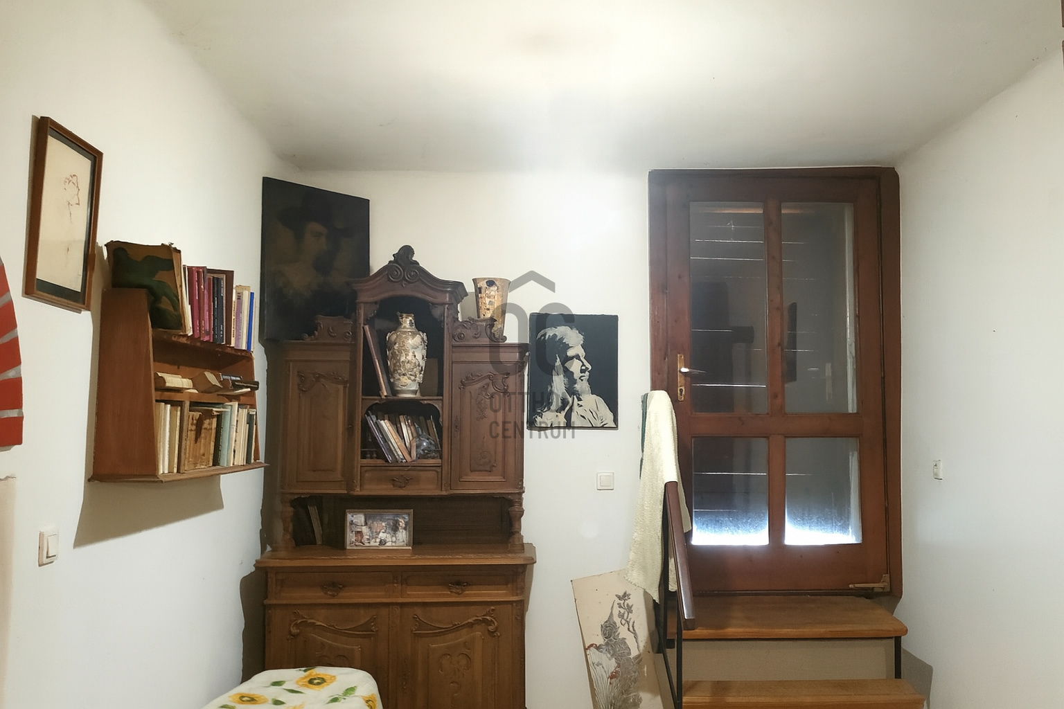 Gallery zoom image