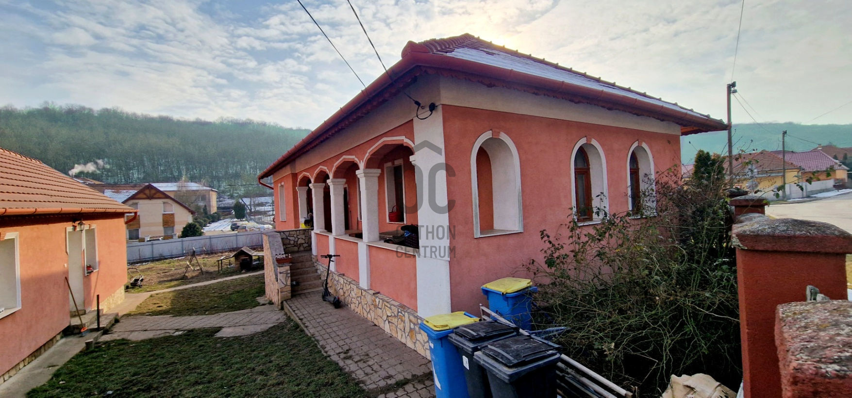 Gallery zoom image