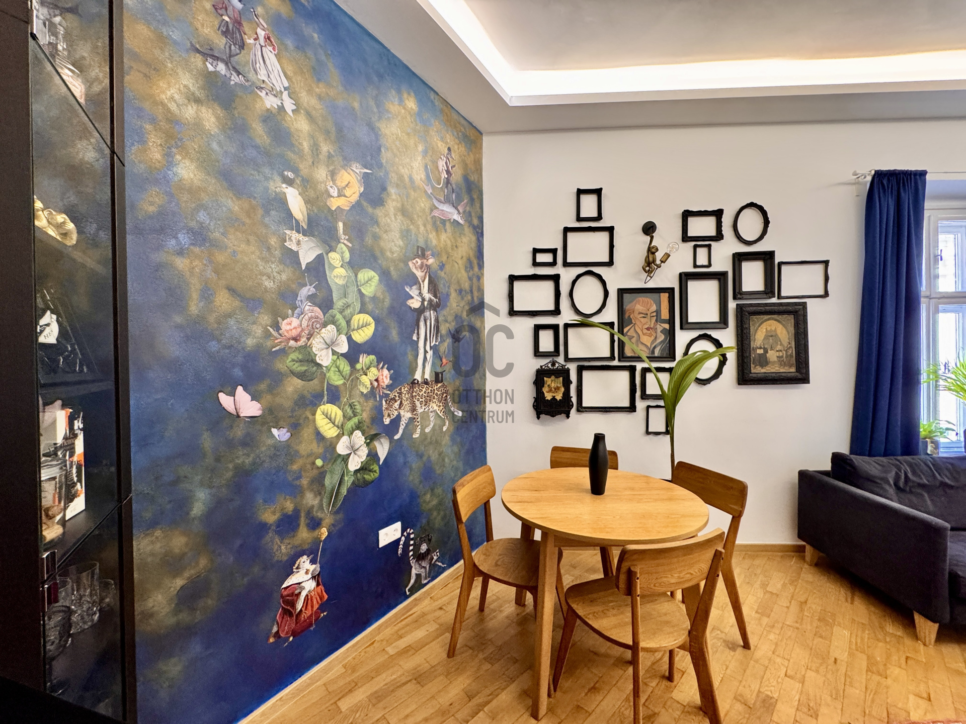 Gallery zoom image