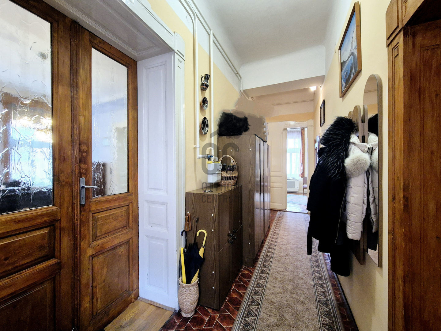 Gallery zoom image