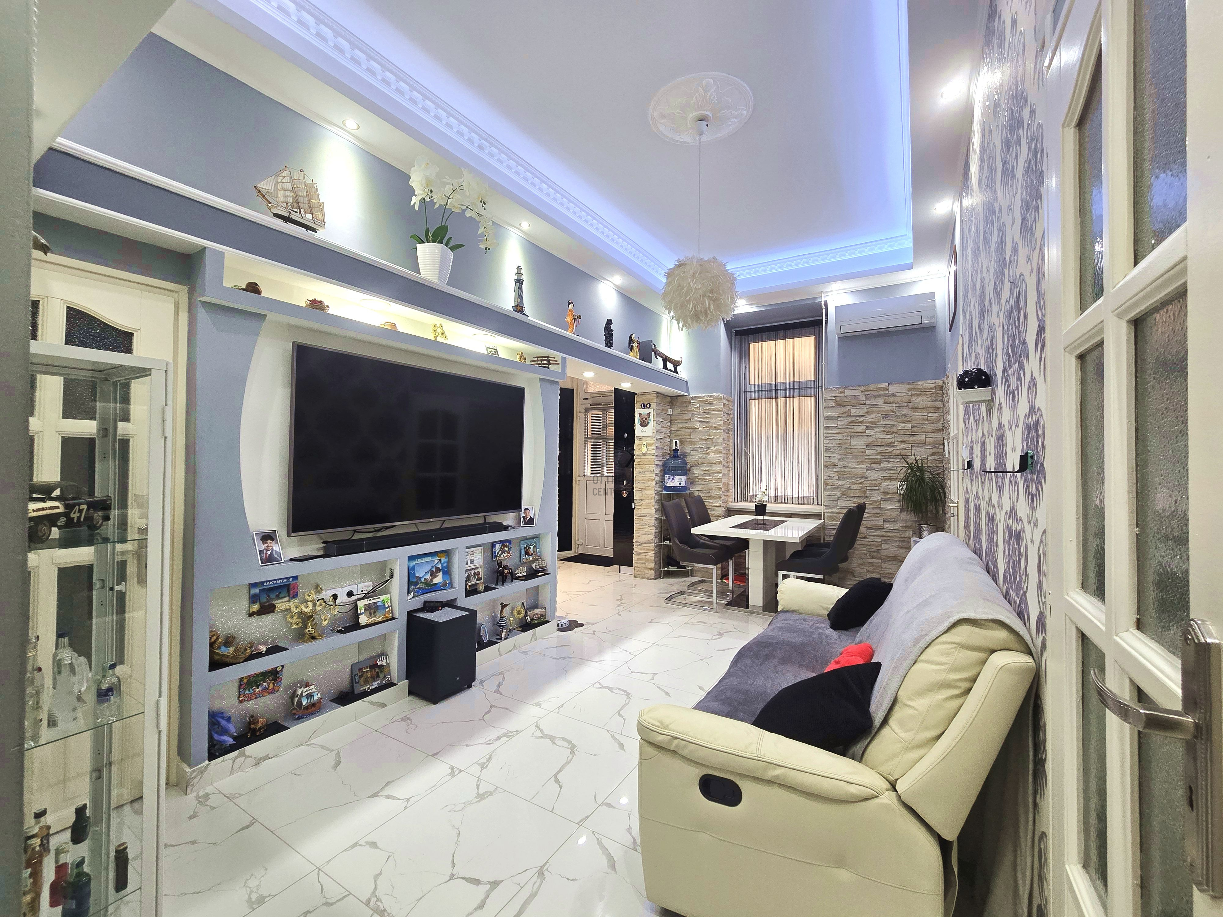 Gallery zoom image