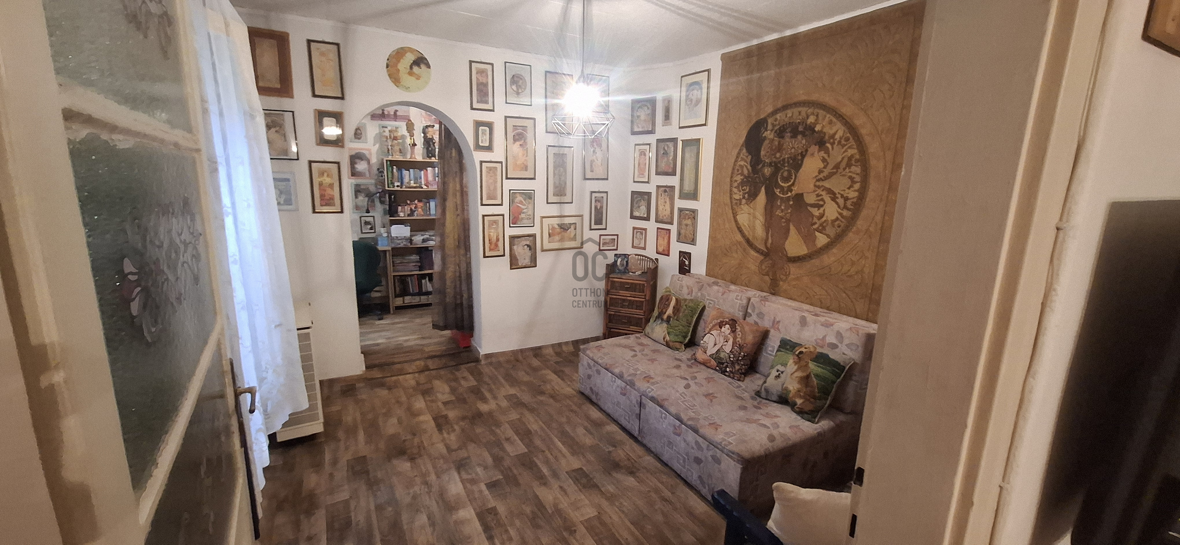 Gallery zoom image