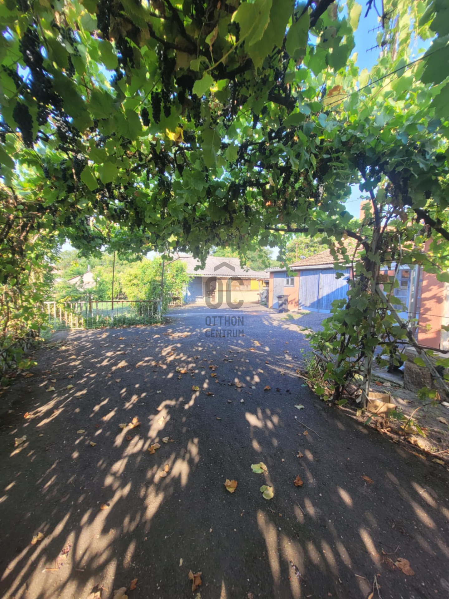 Gallery zoom image