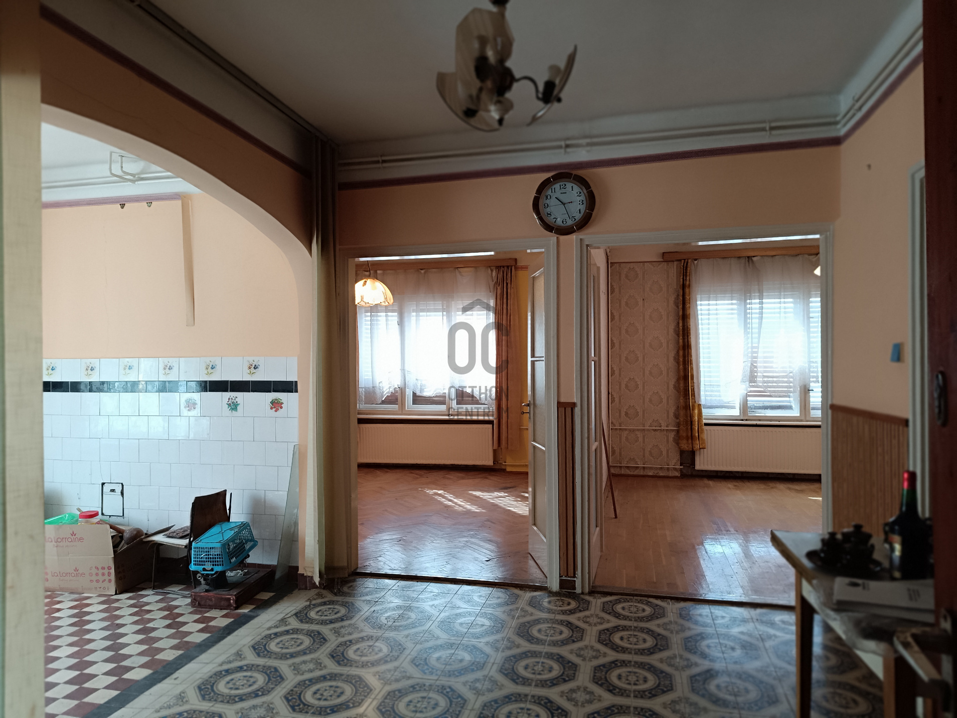 Gallery zoom image