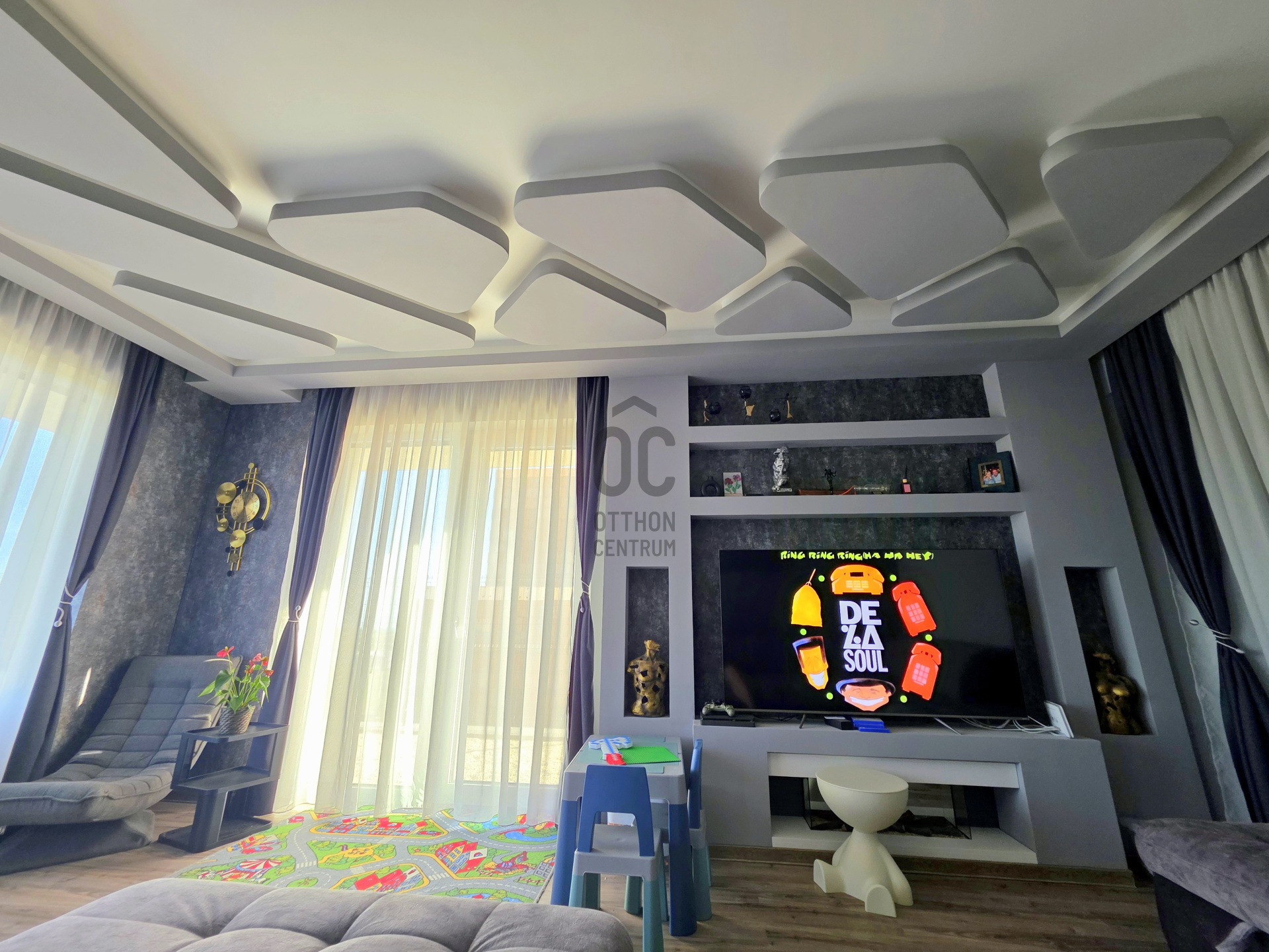 Gallery zoom image