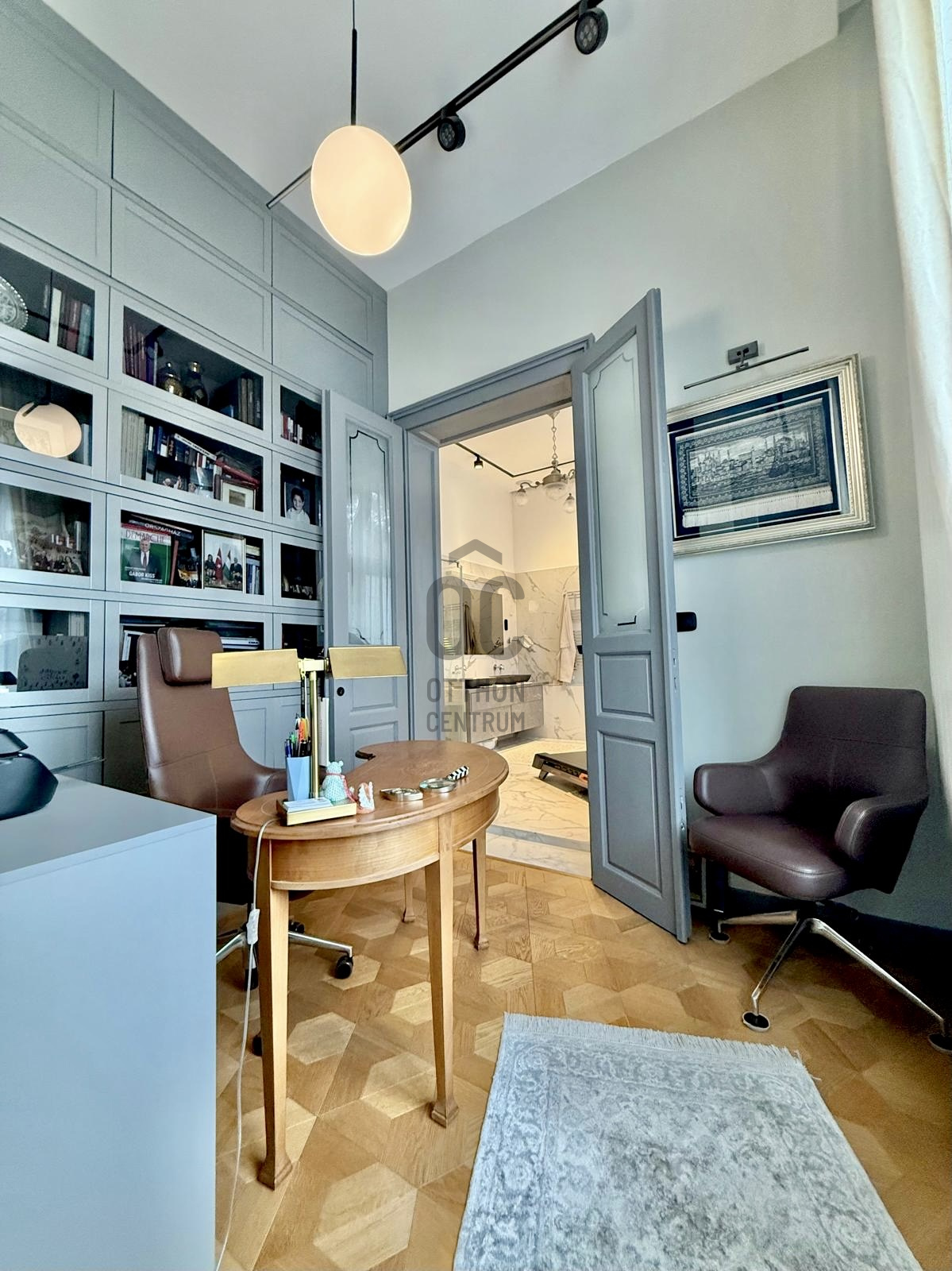 Gallery zoom image