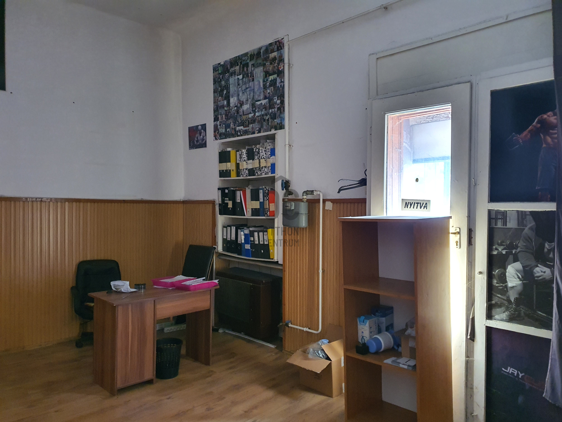 Gallery zoom image