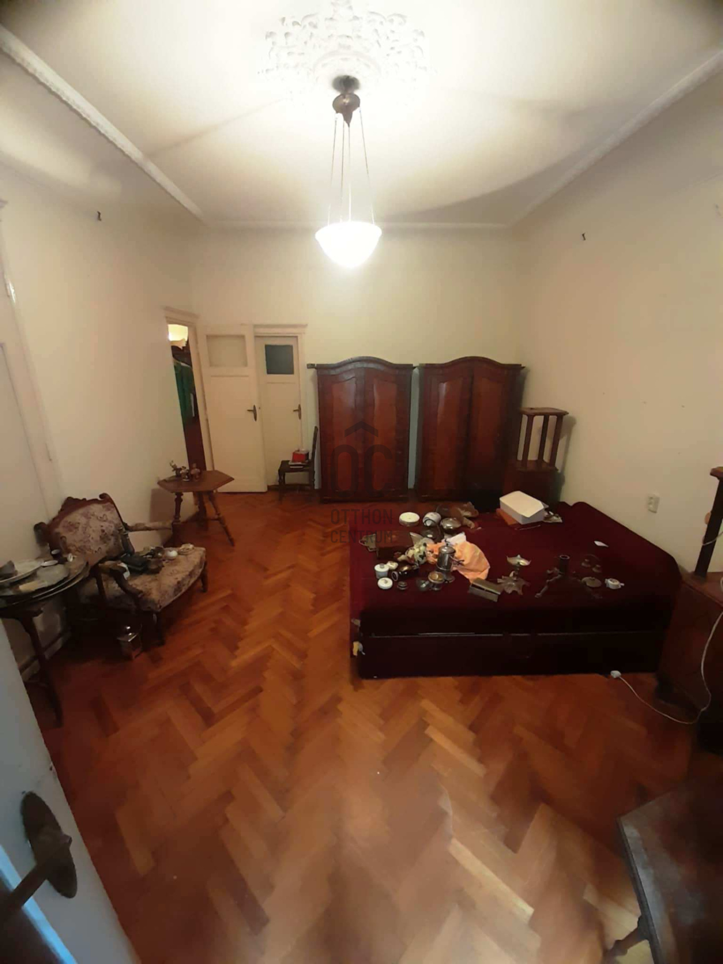 Gallery zoom image