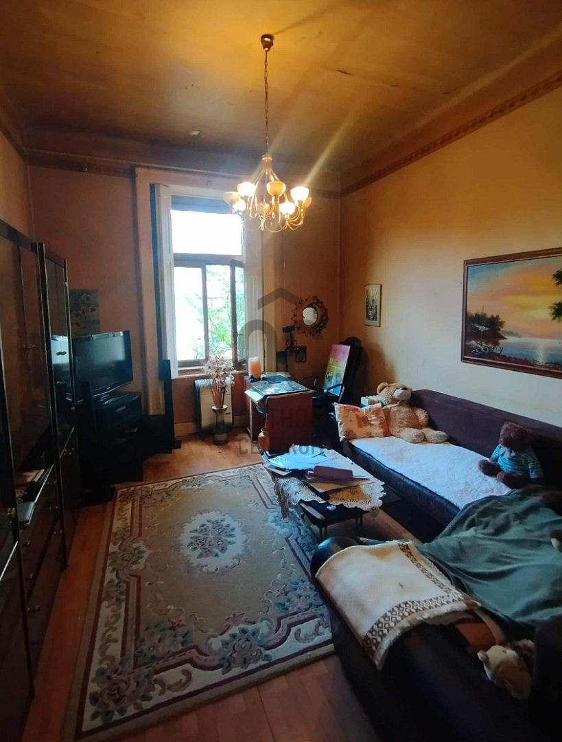 Gallery zoom image