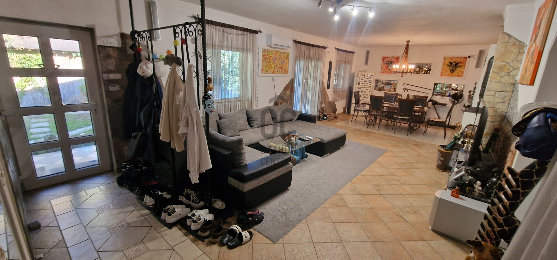 Gallery zoom image