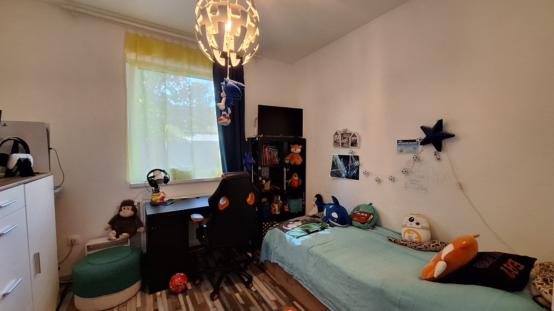 Gallery zoom image