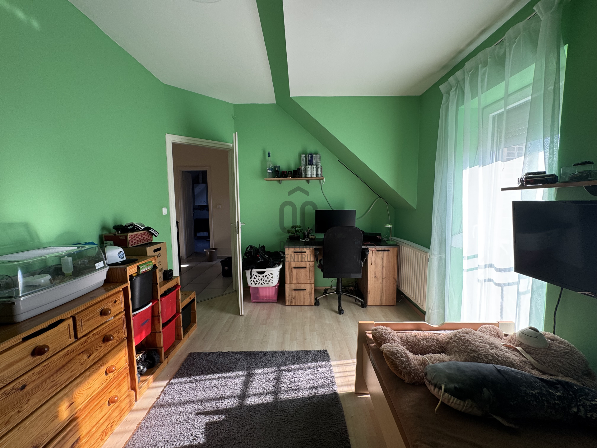 Gallery zoom image