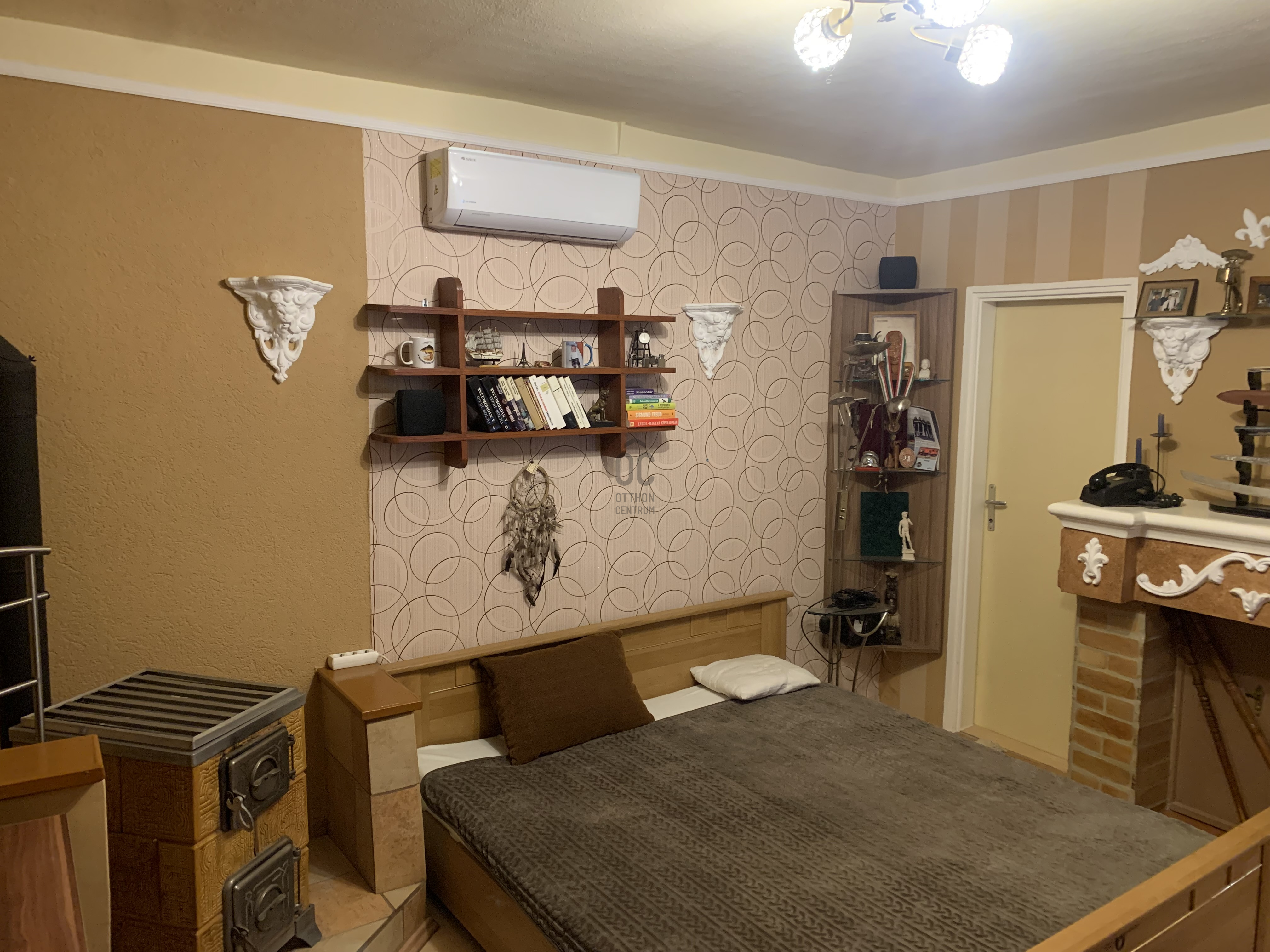 Gallery zoom image