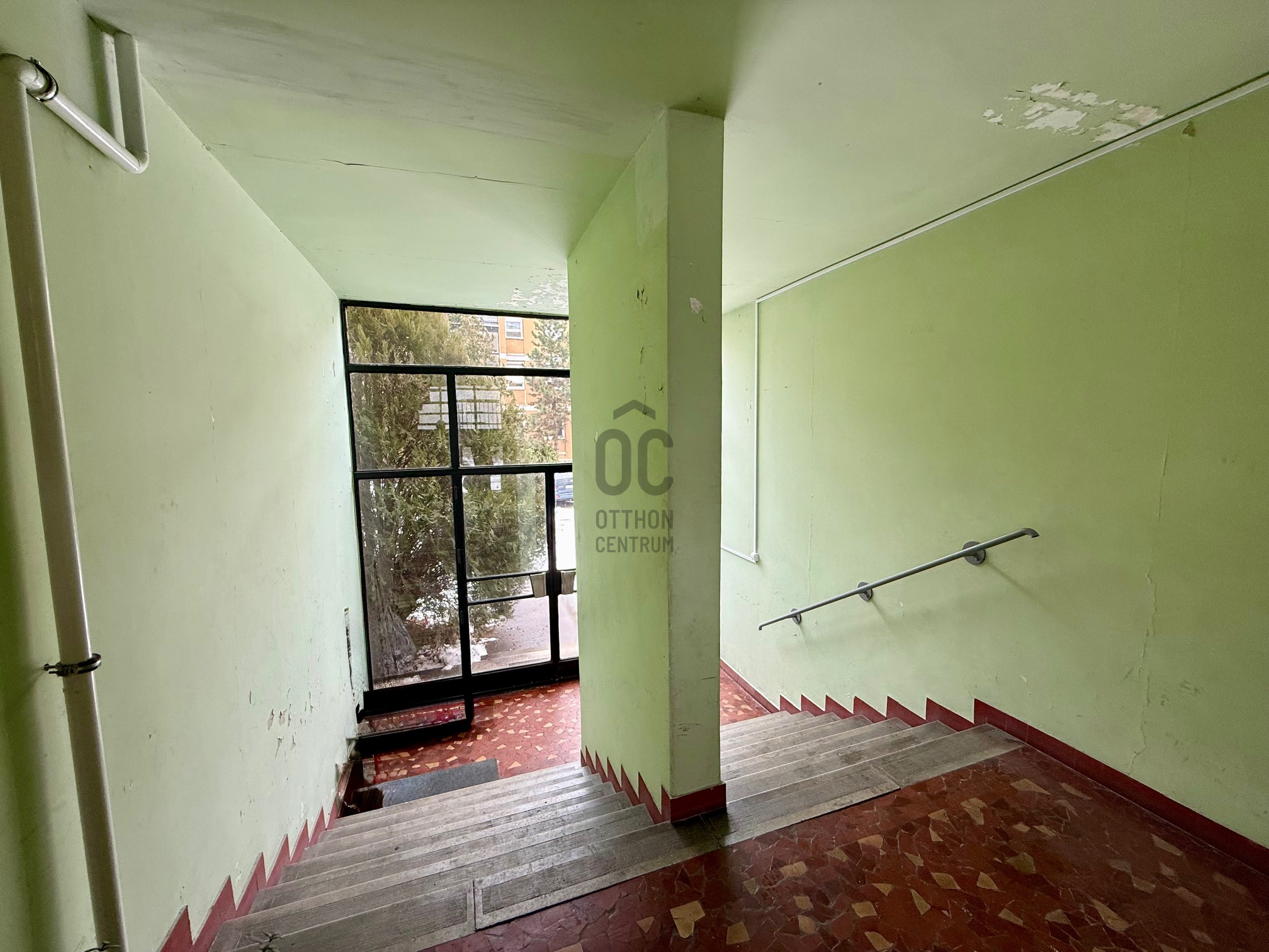 Gallery zoom image