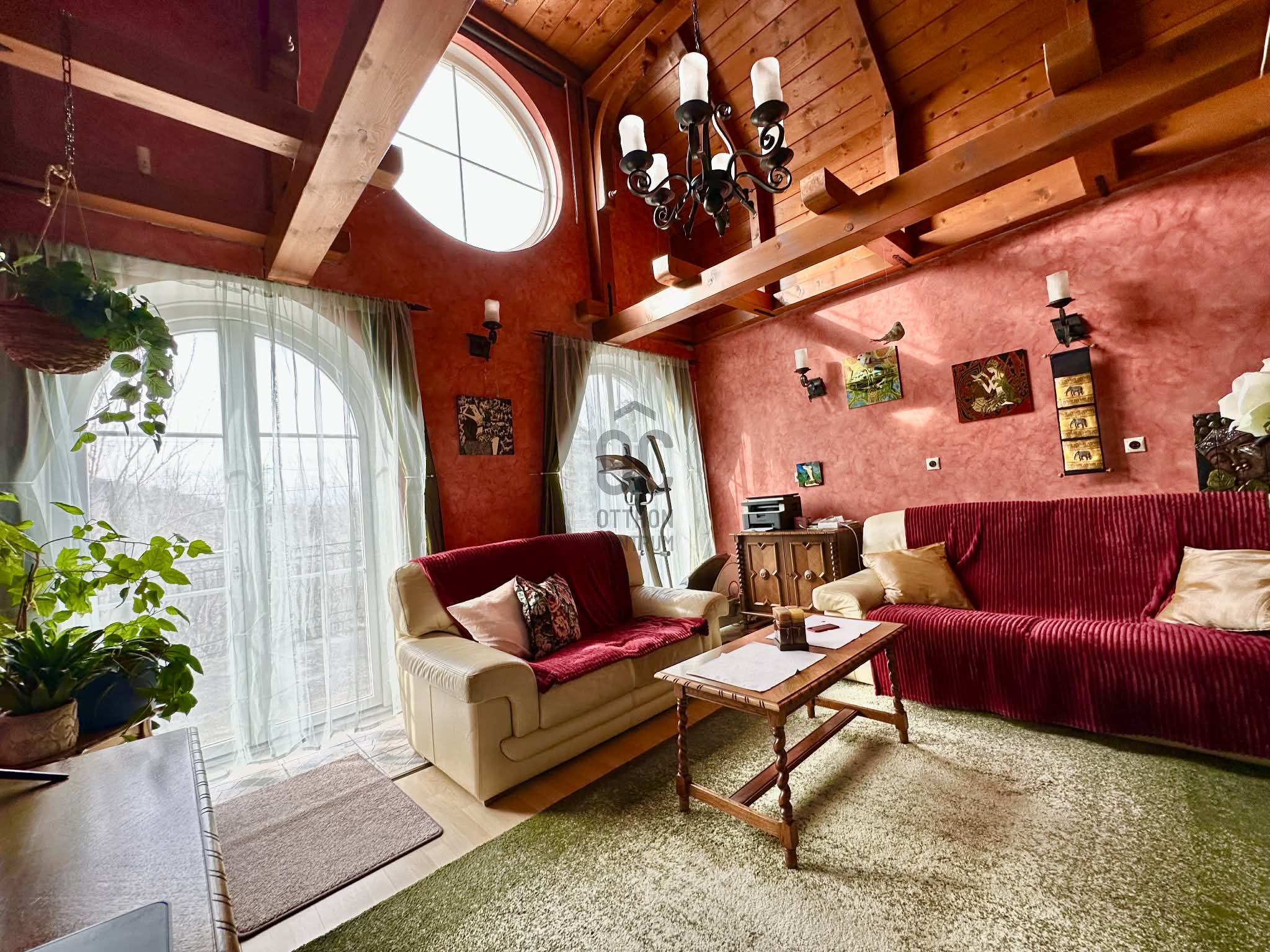 Gallery zoom image