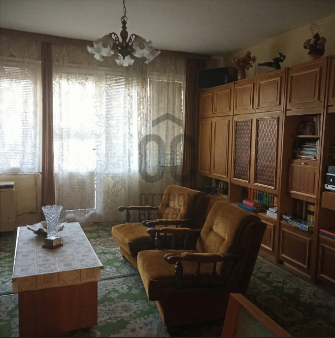 Gallery zoom image
