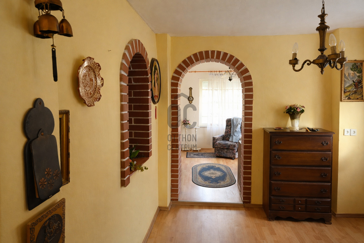 Gallery zoom image