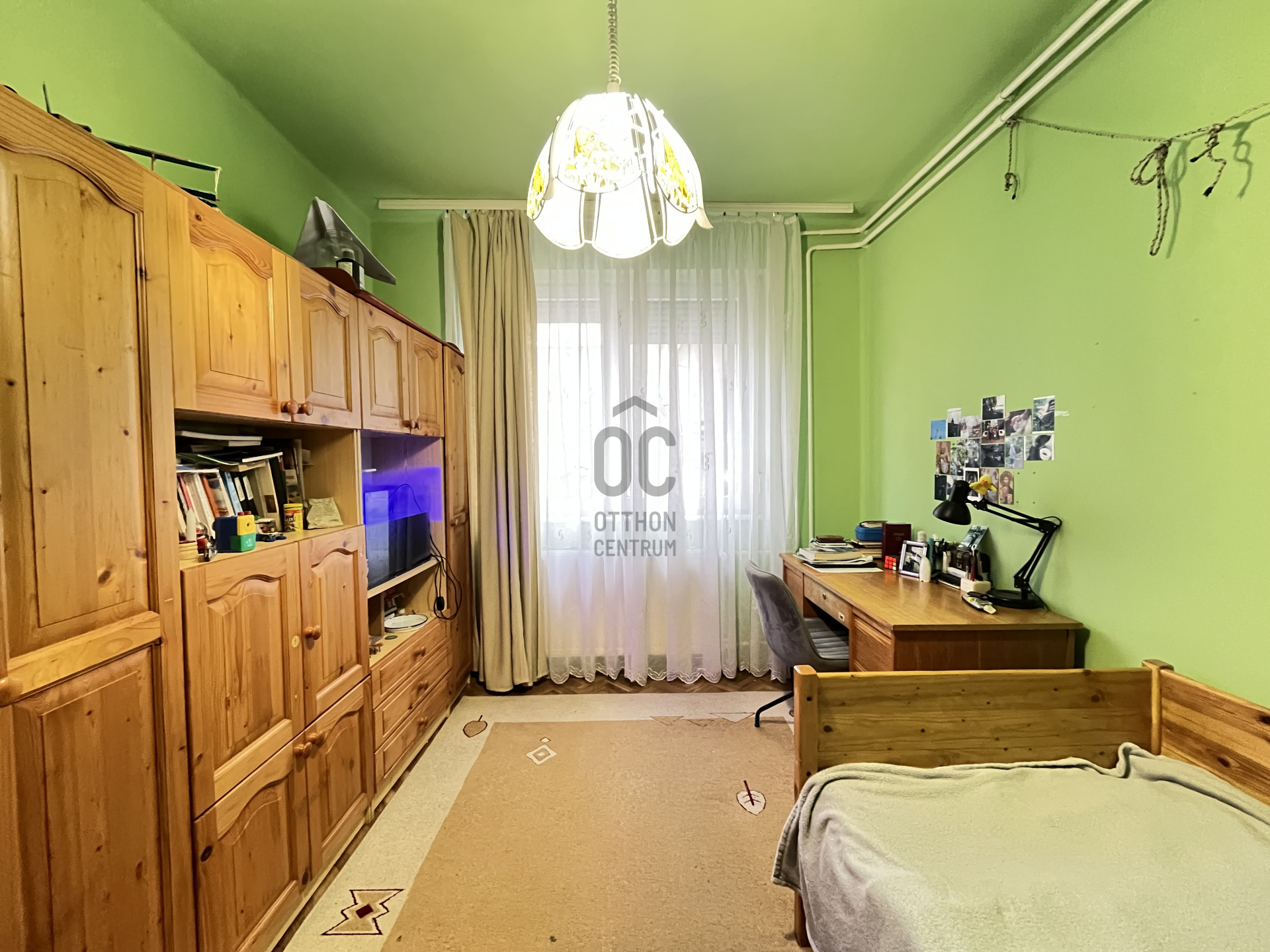 Gallery zoom image