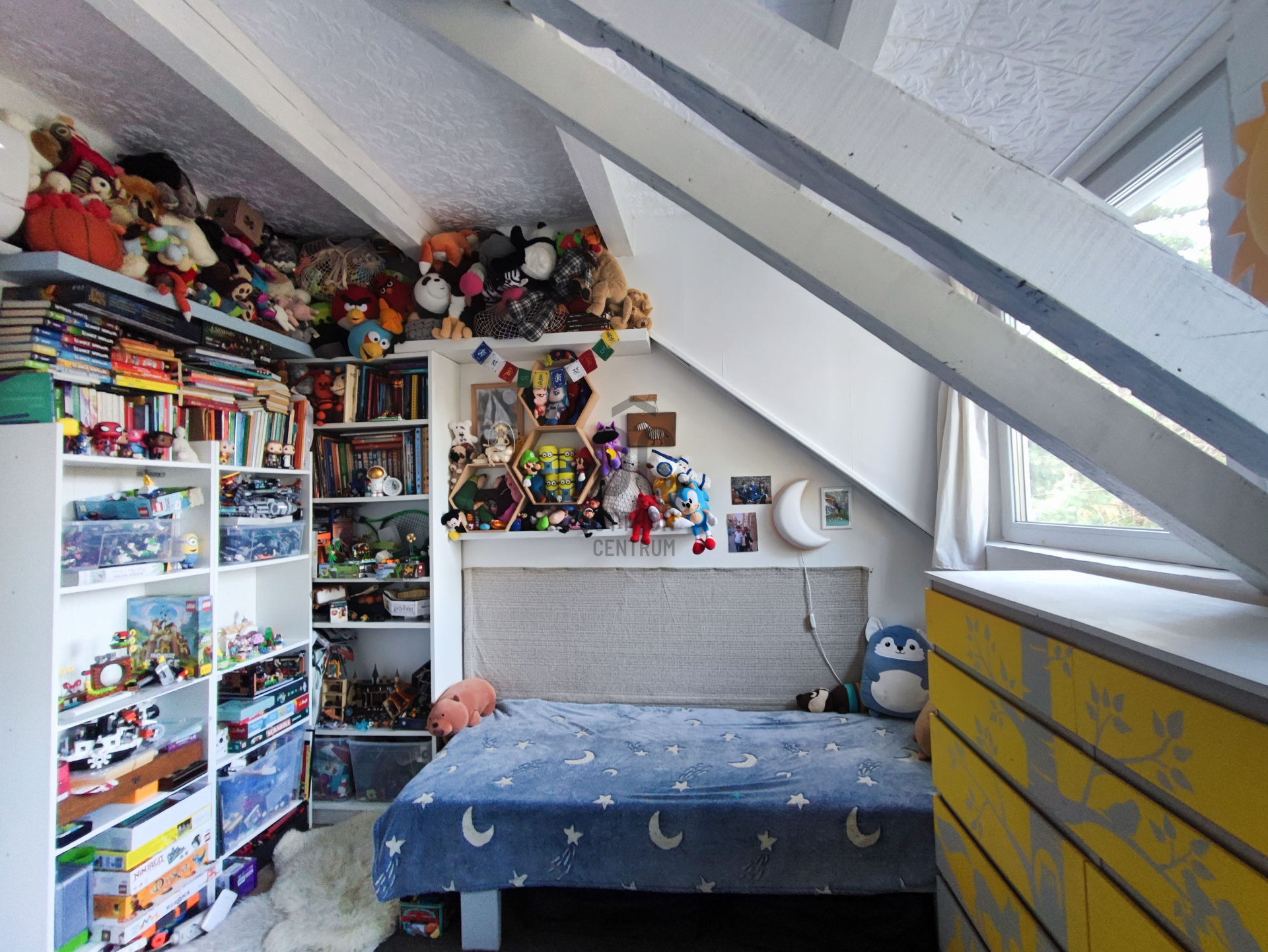 Gallery zoom image