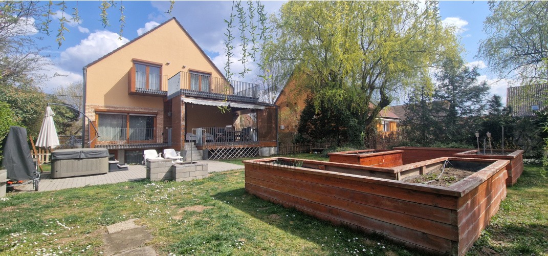 5 bed · 2781m² · Családi ház · 184.900.000 Ft