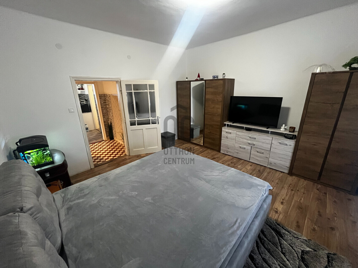Gallery zoom image