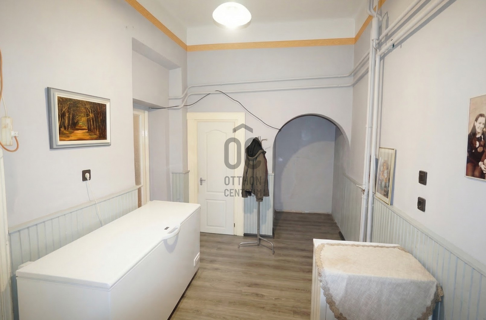 Gallery zoom image
