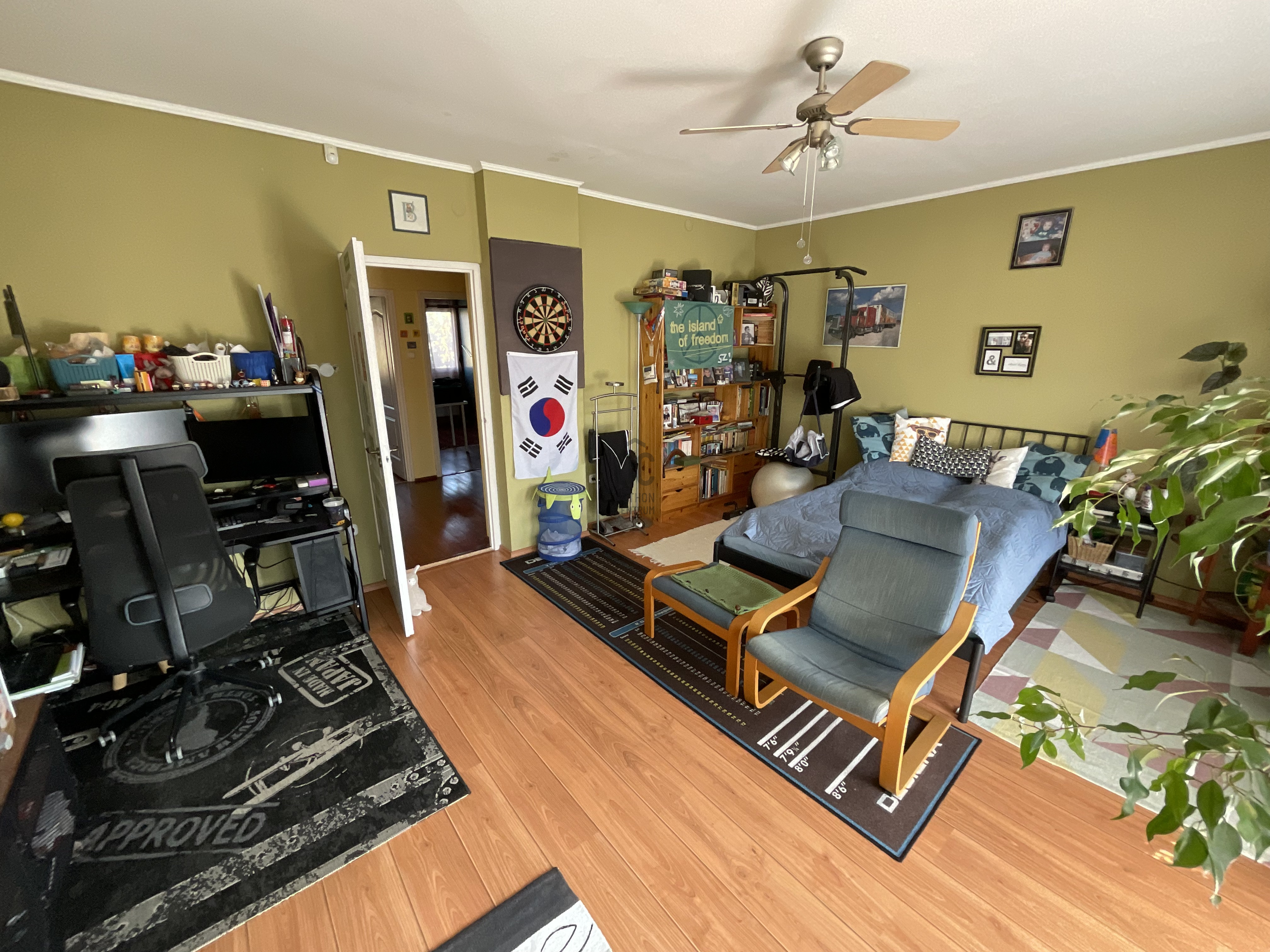Gallery zoom image