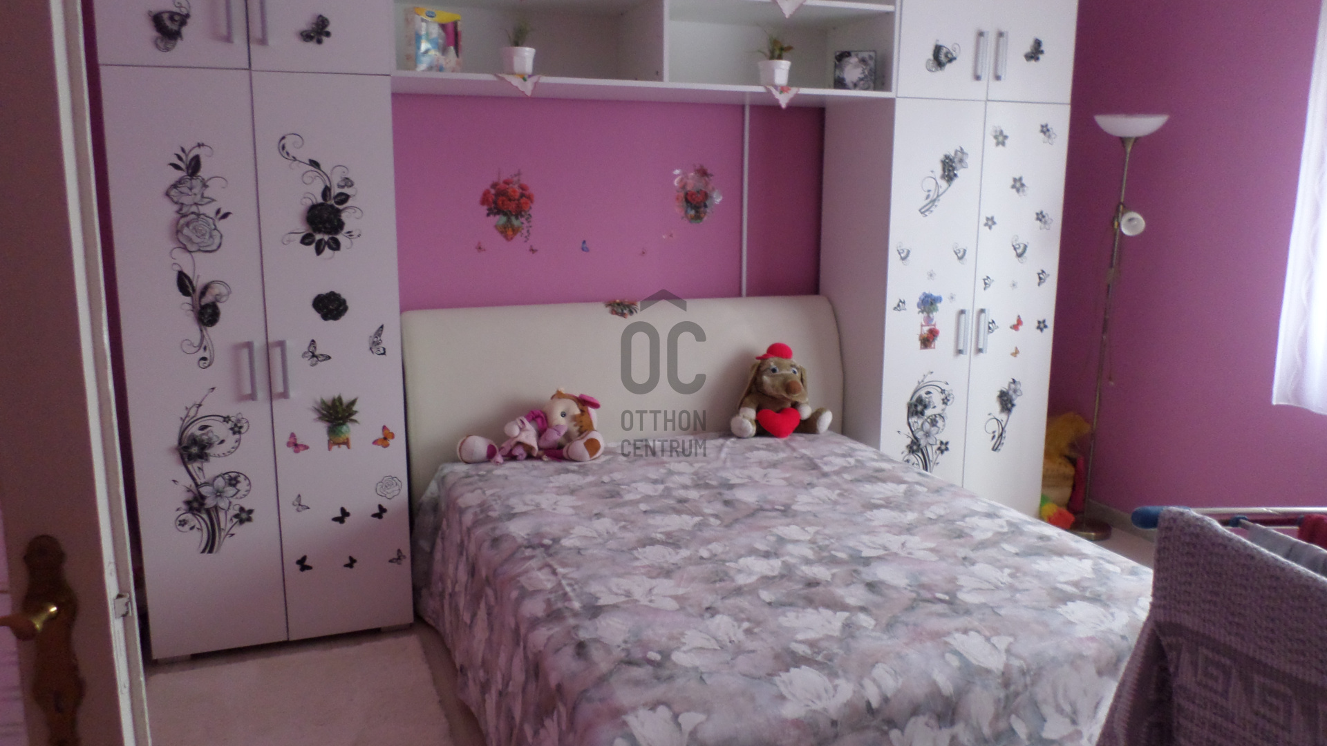 Gallery zoom image
