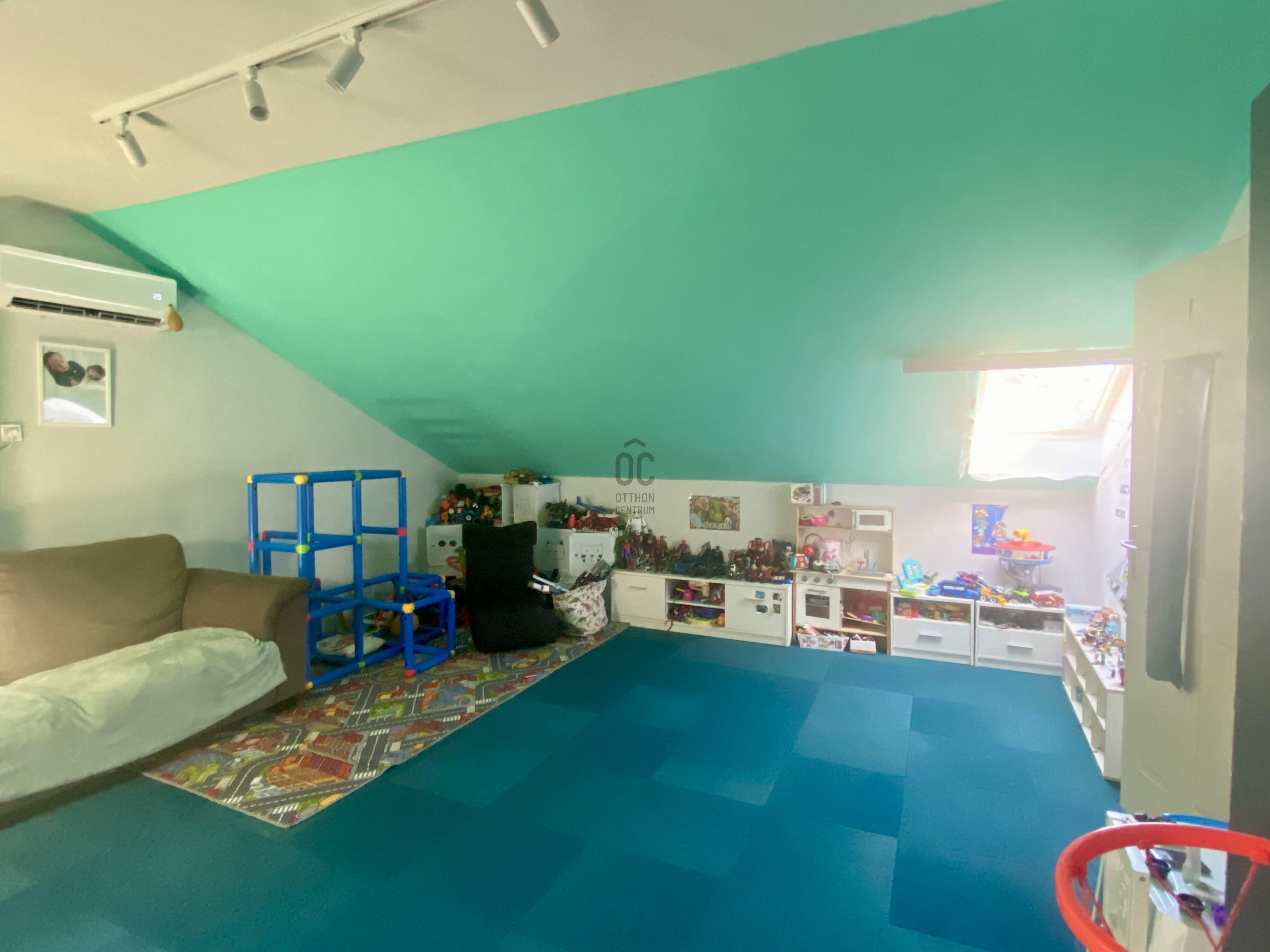 Gallery zoom image