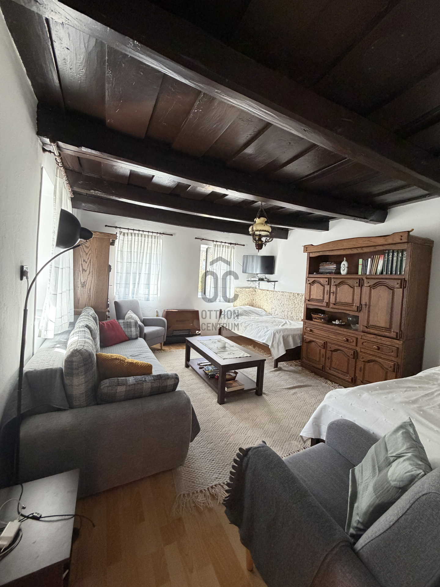 Gallery zoom image