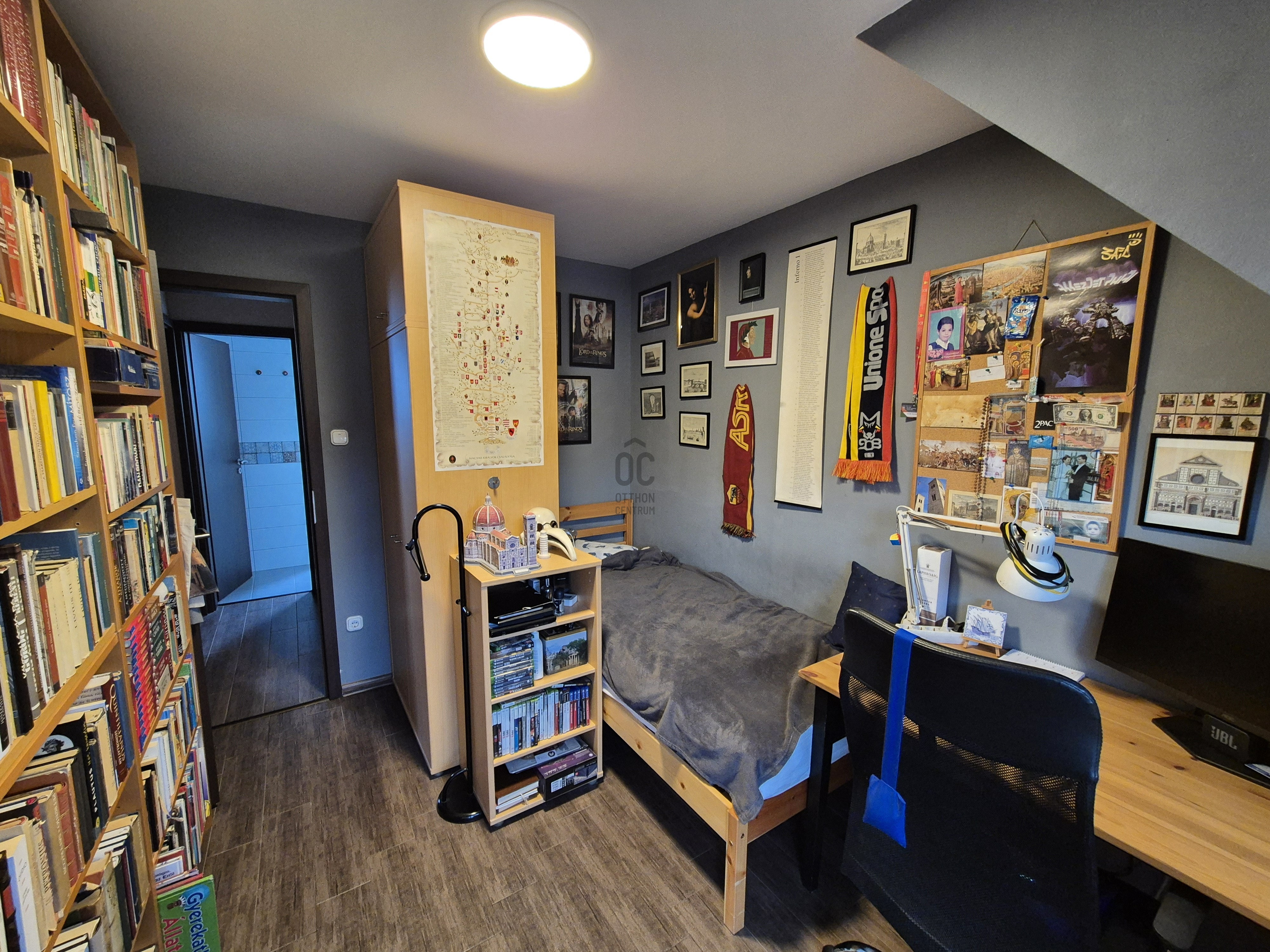 Gallery zoom image