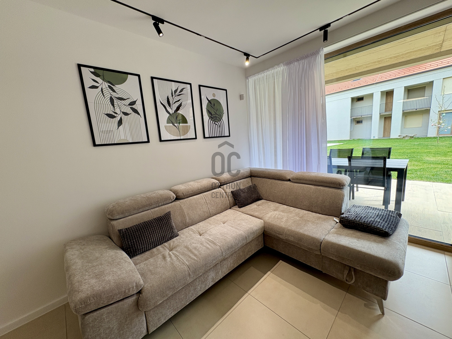 Gallery zoom image