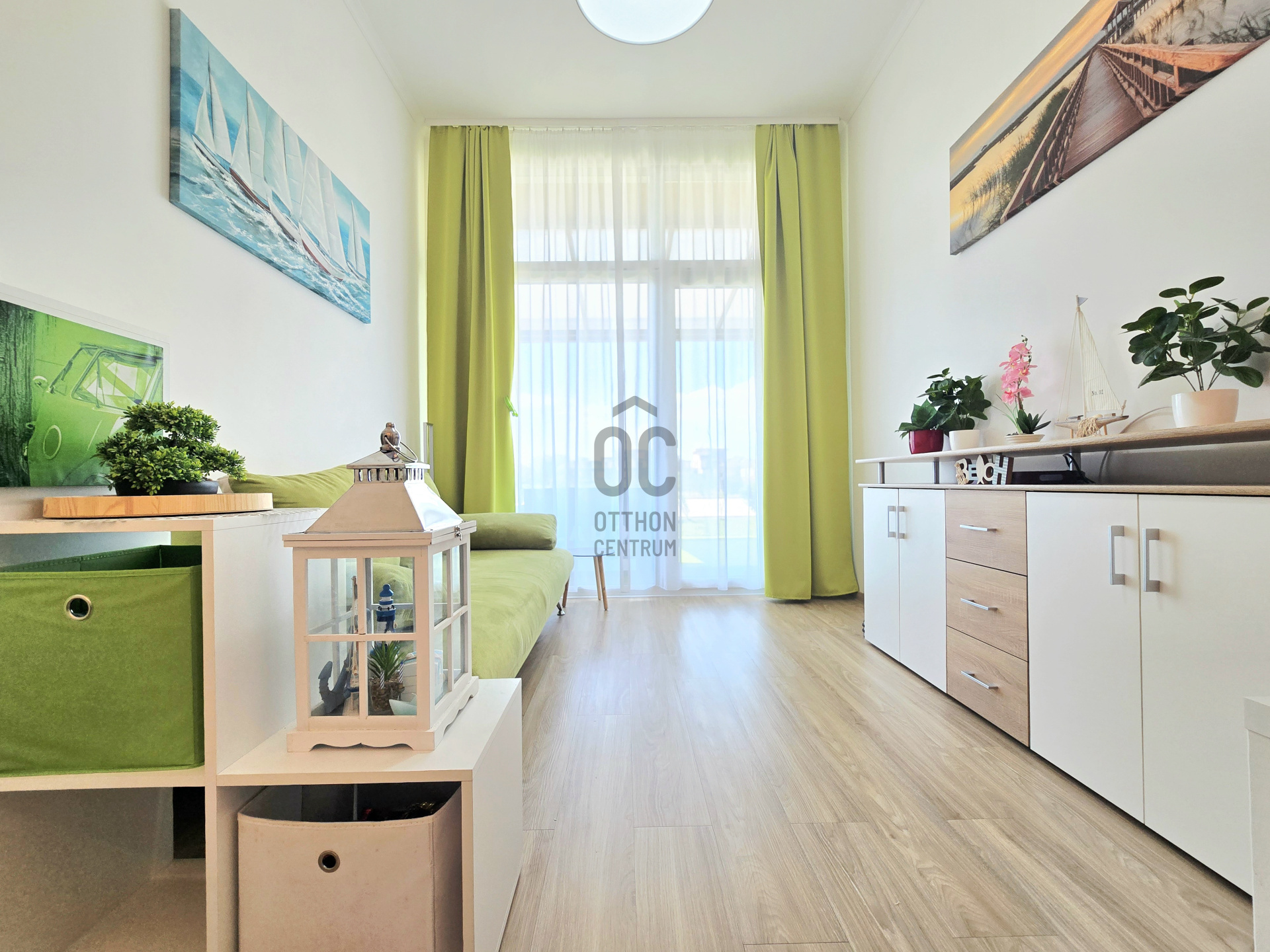 Gallery zoom image