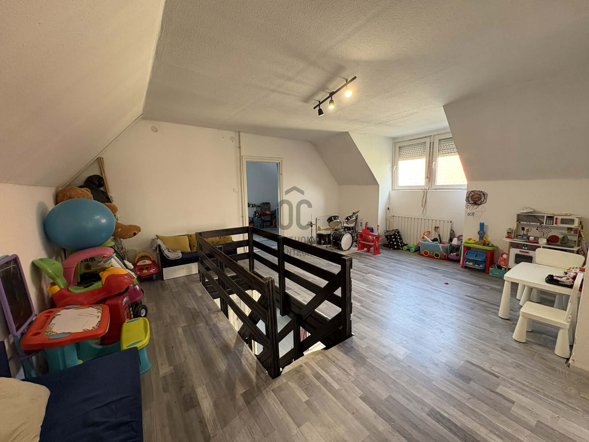 Gallery zoom image