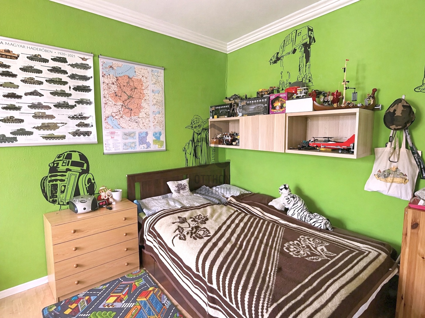 Gallery zoom image
