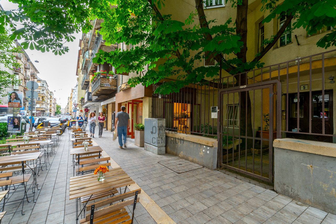Gallery zoom image