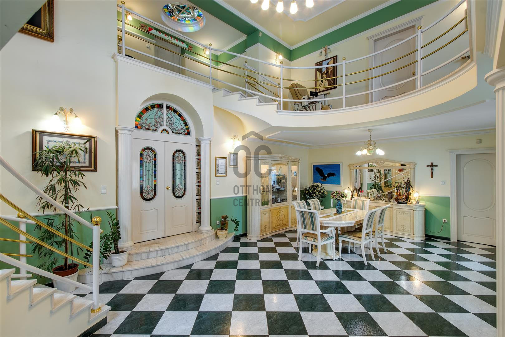 Gallery zoom image