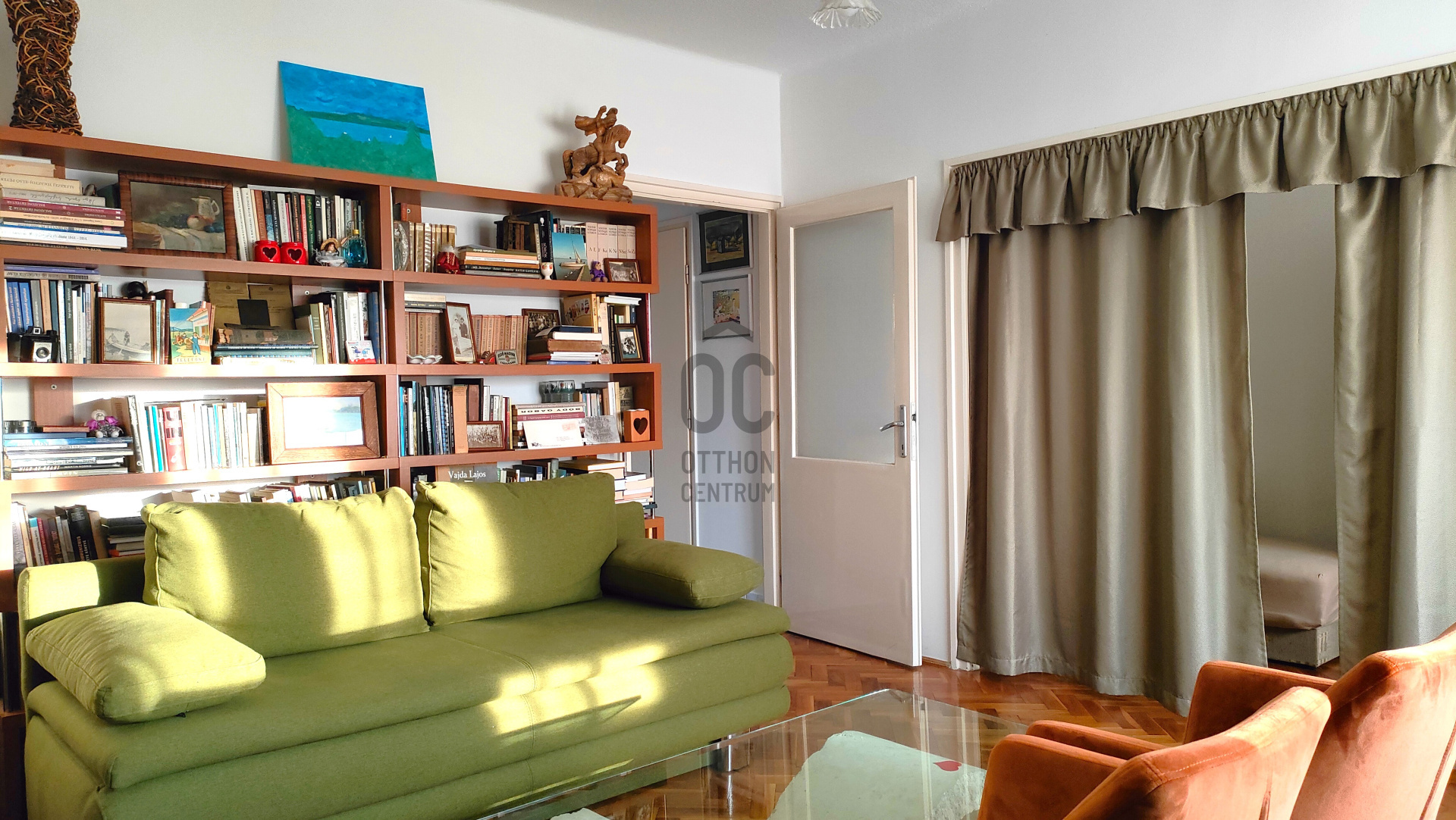 Gallery zoom image