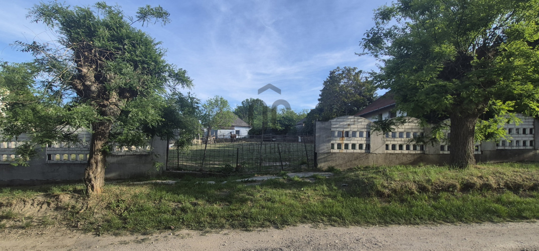 Sklypas, 921 m²