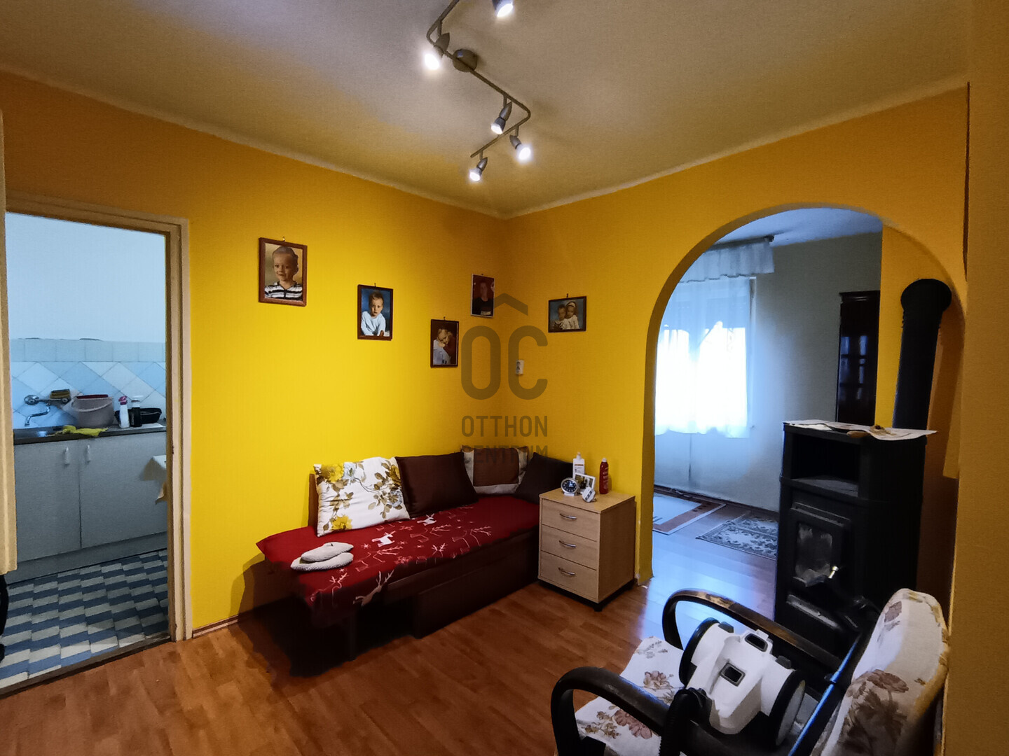 Gallery zoom image
