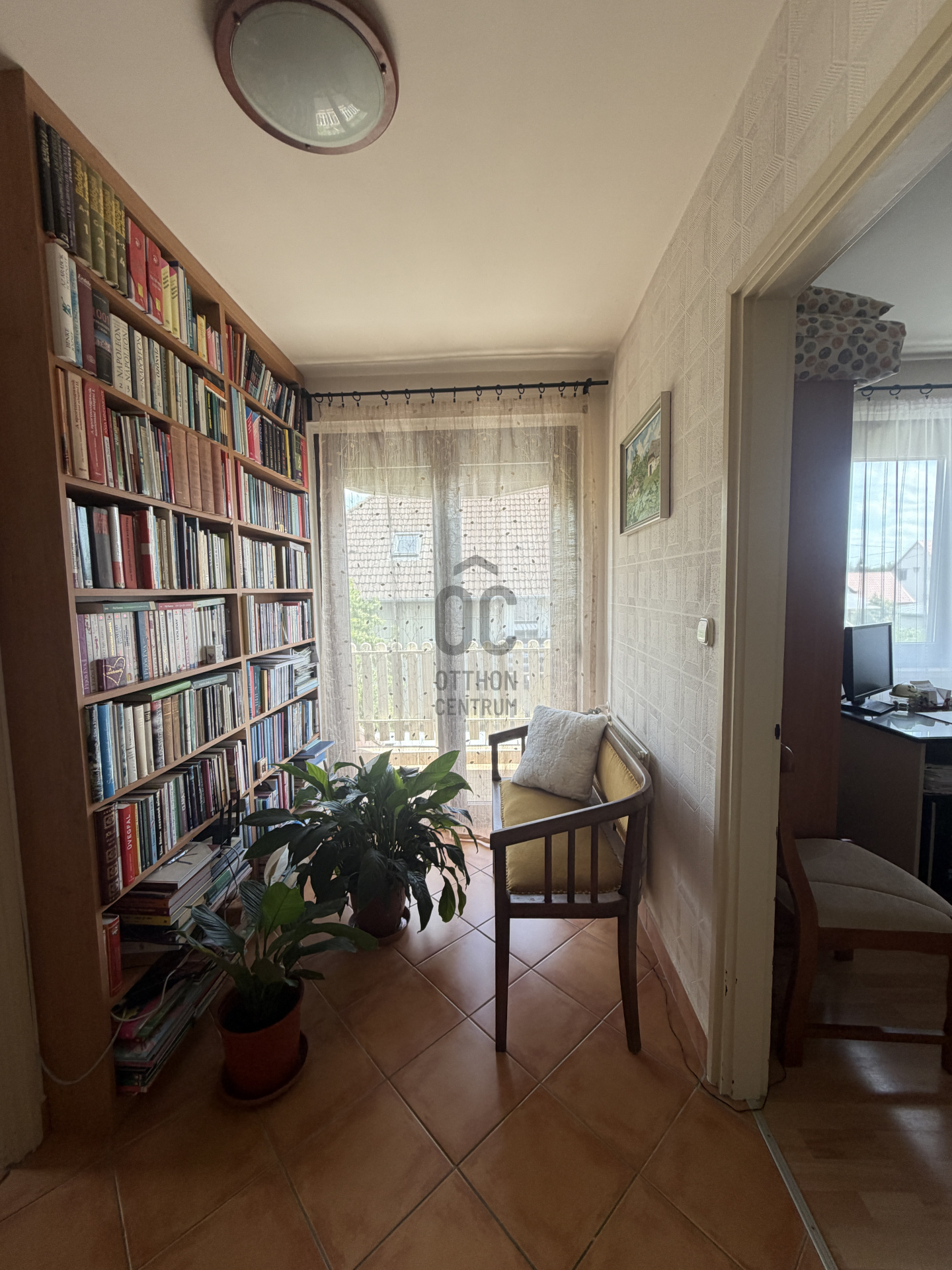 Gallery zoom image