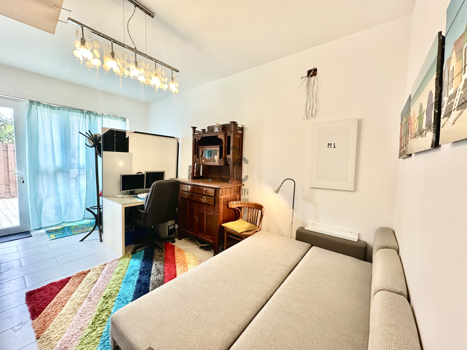 Gallery zoom image