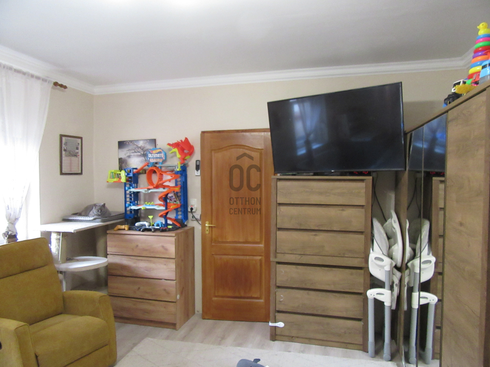 Gallery zoom image