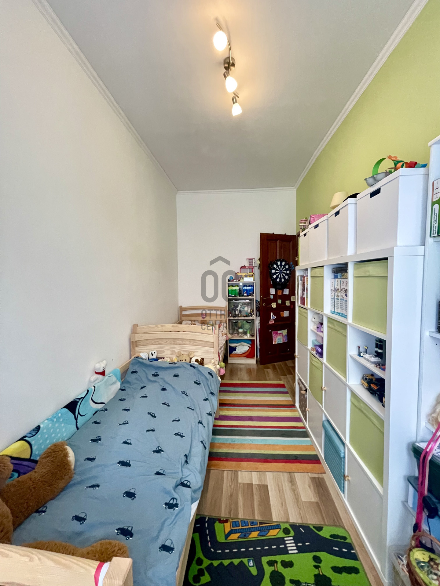 Gallery zoom image
