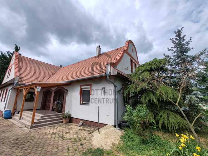 5 bed · 156m² · Családi ház · 159.000.000 Ft