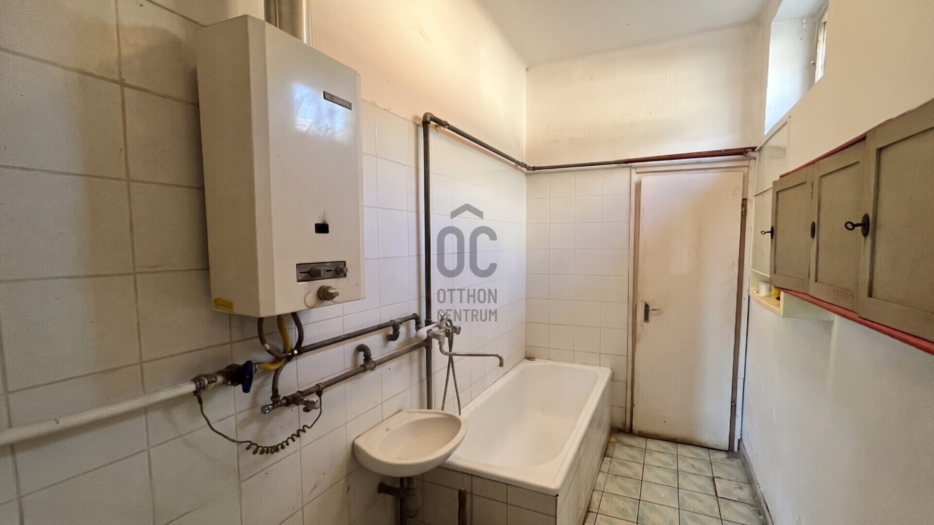 Gallery zoom image
