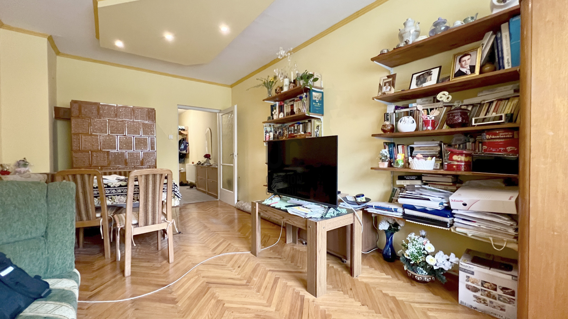Gallery zoom image