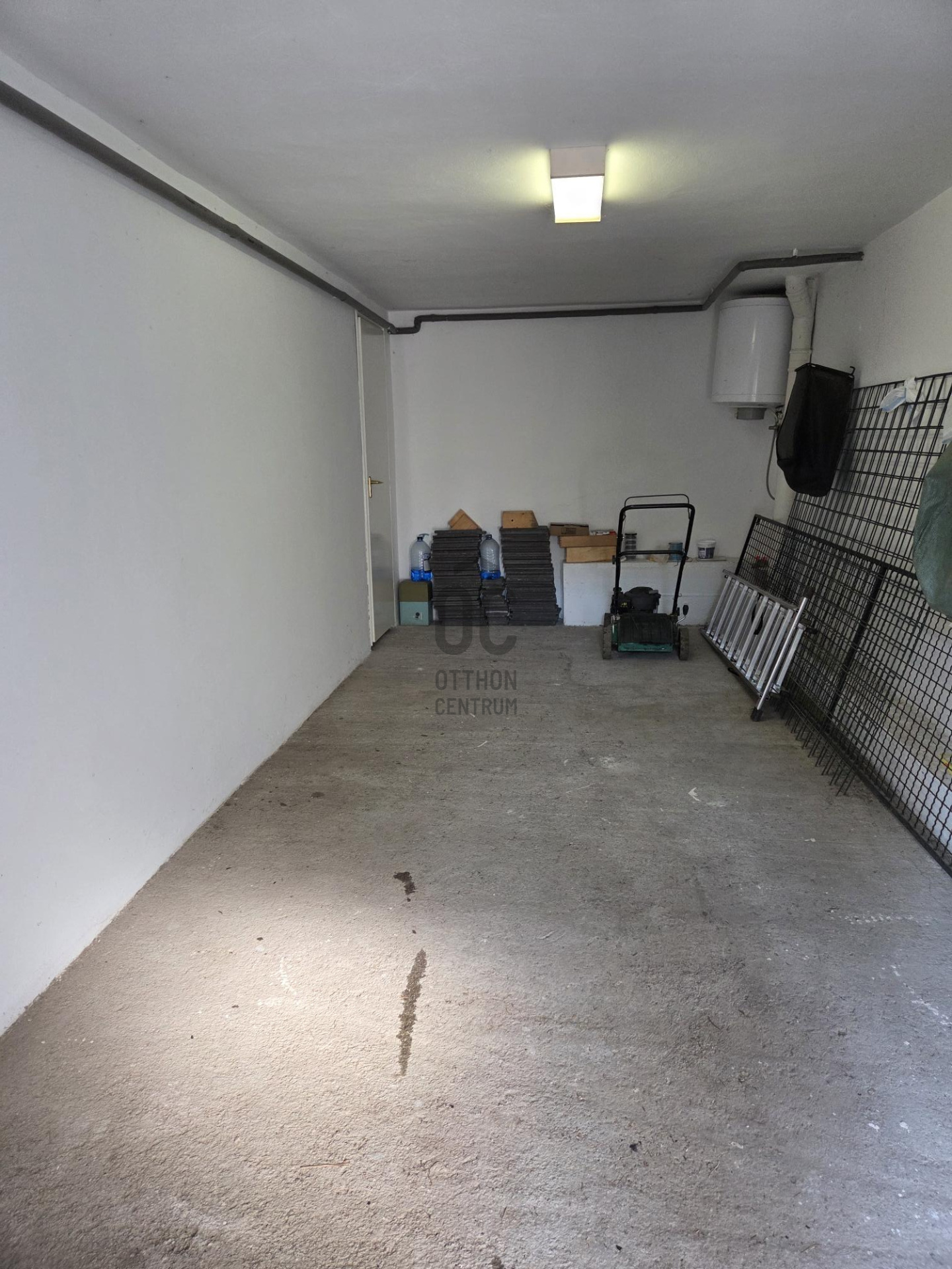 Gallery zoom image